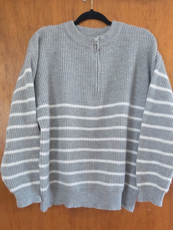 Sweaters - Women's Grey Ans White Striped Half-Zip Sweater